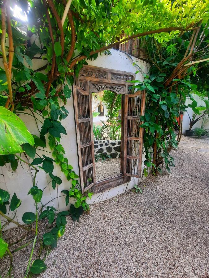 Sannyas Boutique Hotel Uluwatu  Ngoại thất bức ảnh