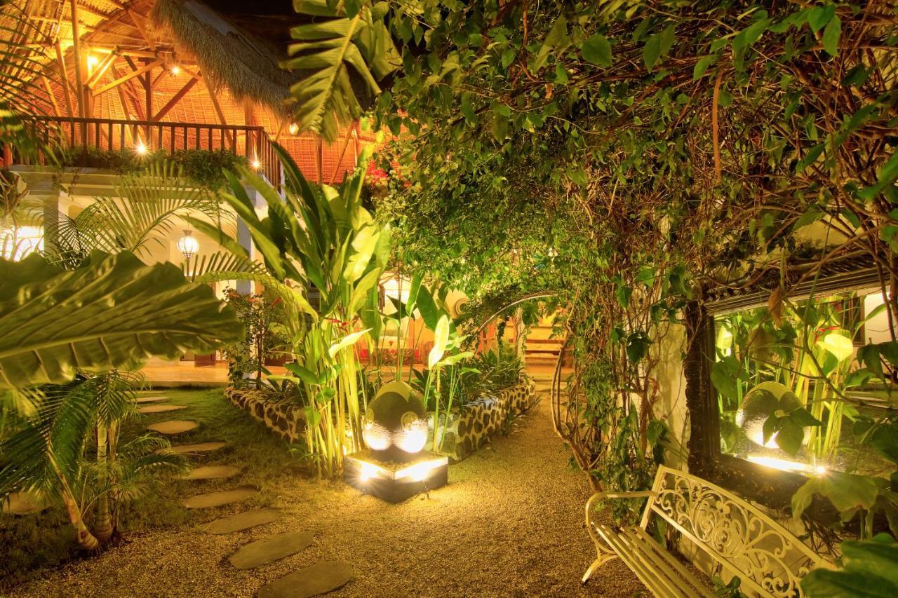 Sannyas Boutique Hotel Uluwatu  Ngoại thất bức ảnh