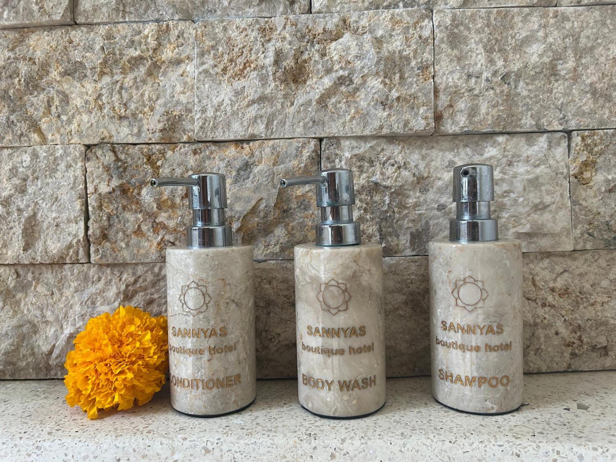 Sannyas Boutique Hotel Uluwatu  Ngoại thất bức ảnh